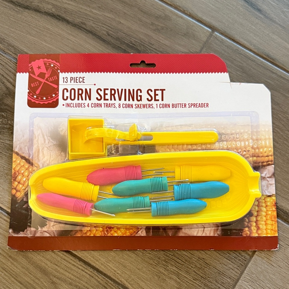 Colorful Corn Serving Set